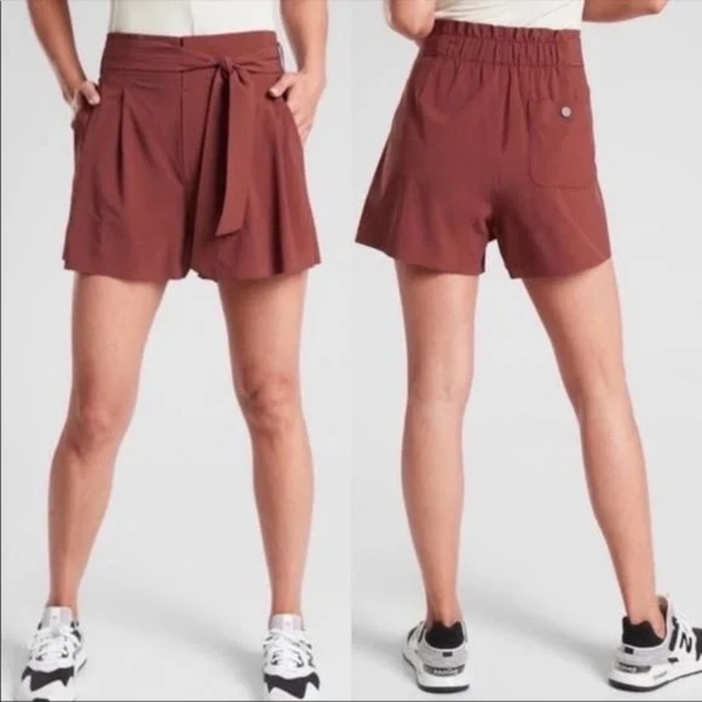 ATHLETA SKYLINE ll SHORT COGNAC BROWN SIZE 16